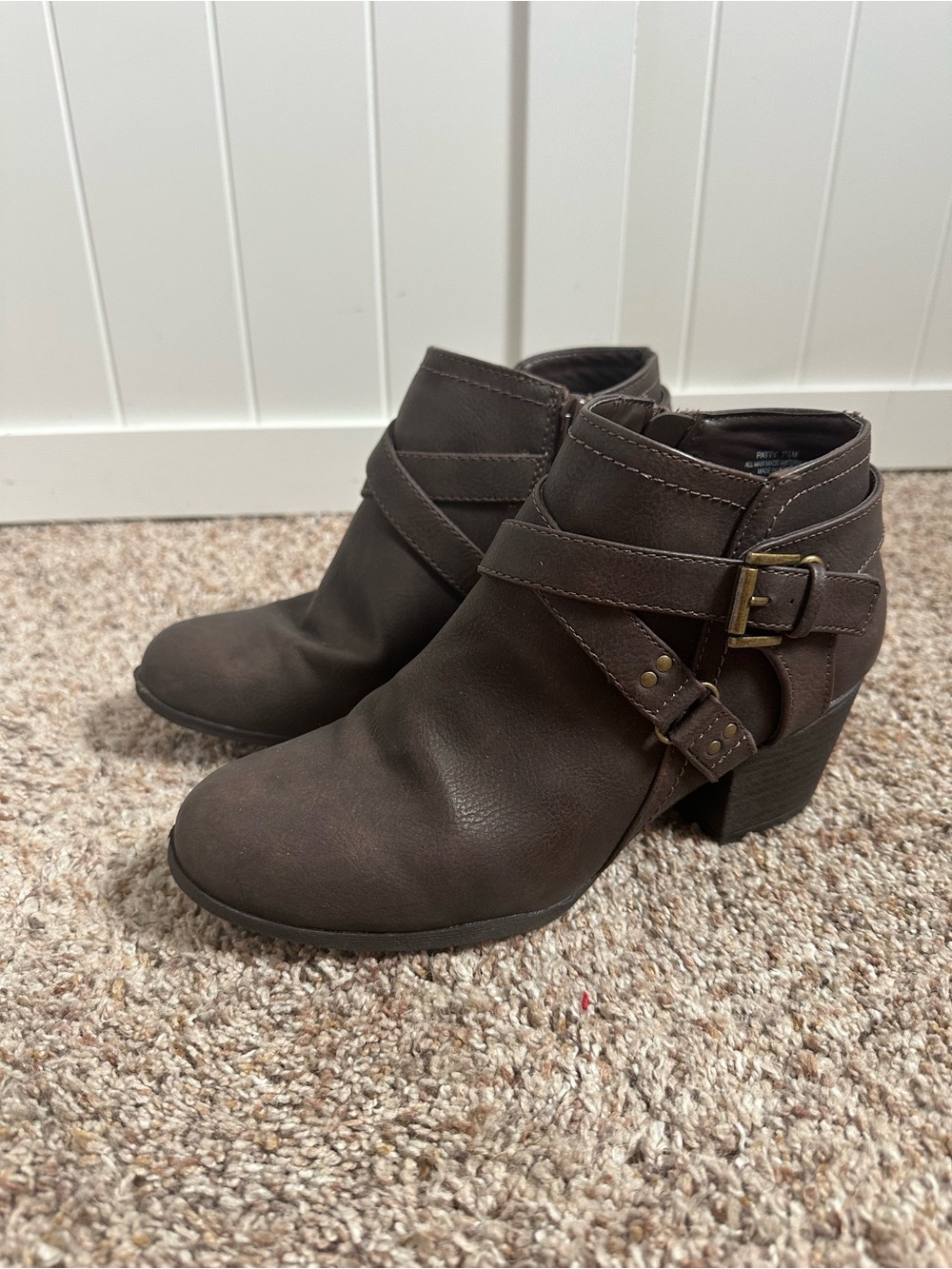 Dunes Patty Women’s 7.5 Brown Harness Buckle Block Heel Ankle Booties